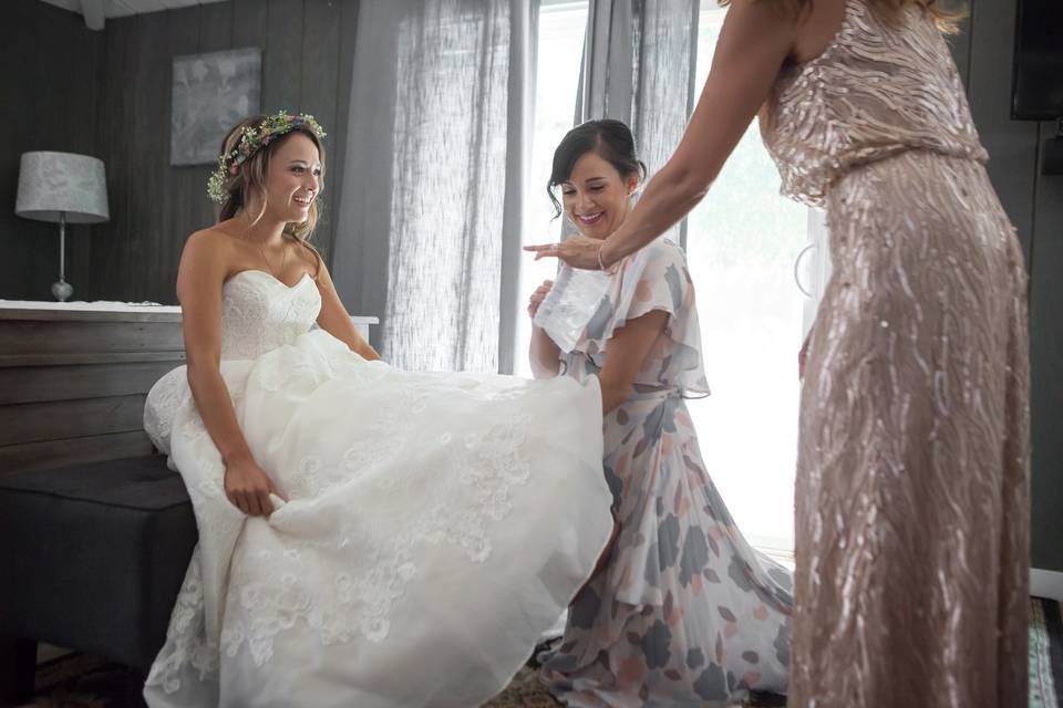 The bride getting ready