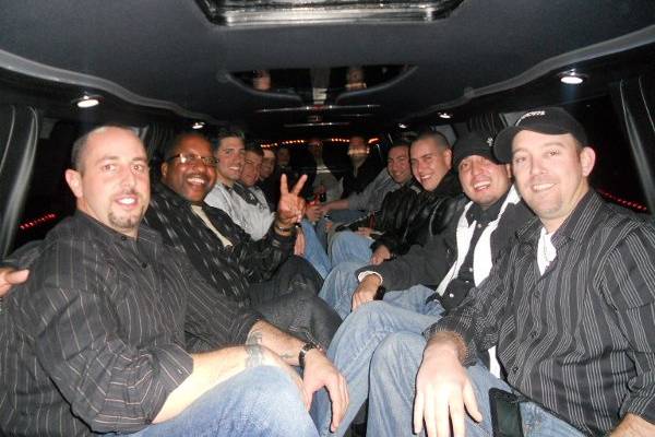 Heading To The Florida Georgia Game 2010. Limo Service in Jacksonville For The Big Game