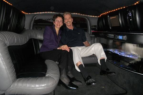 Take Your Sweet Heart Out in A Limo On Valentine's Day.