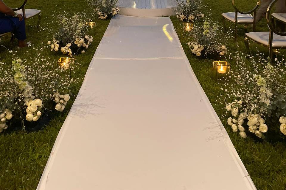 Backyard wedding ceremony 2