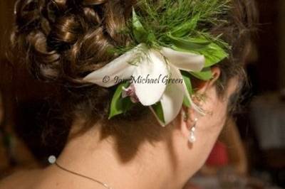 Flower hair accessory
