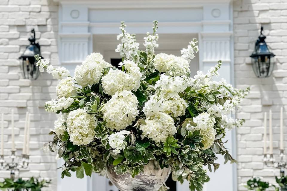 Wedding floral arrangement