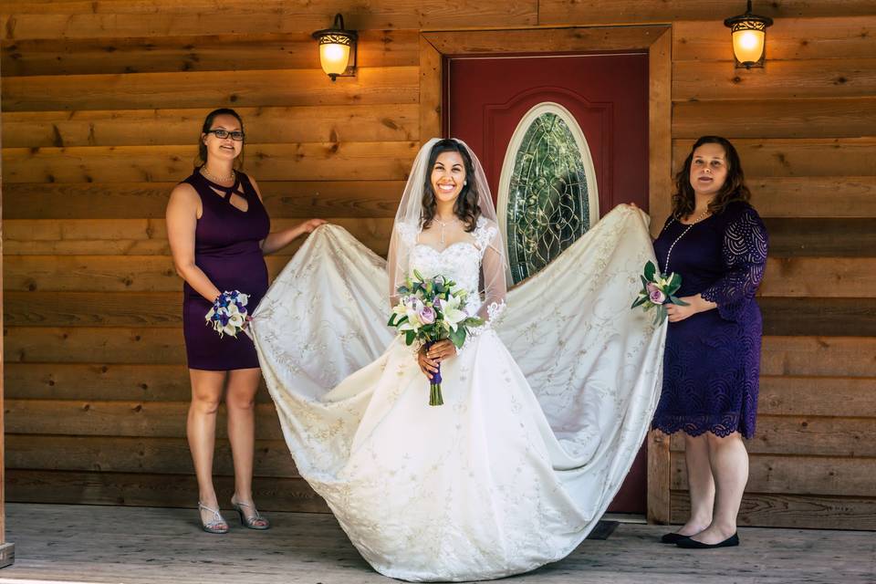 Beautiful bride, great friends