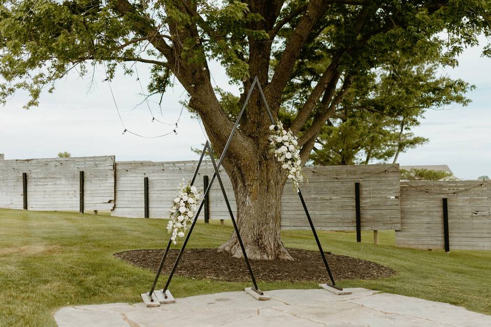 Triangle Arch