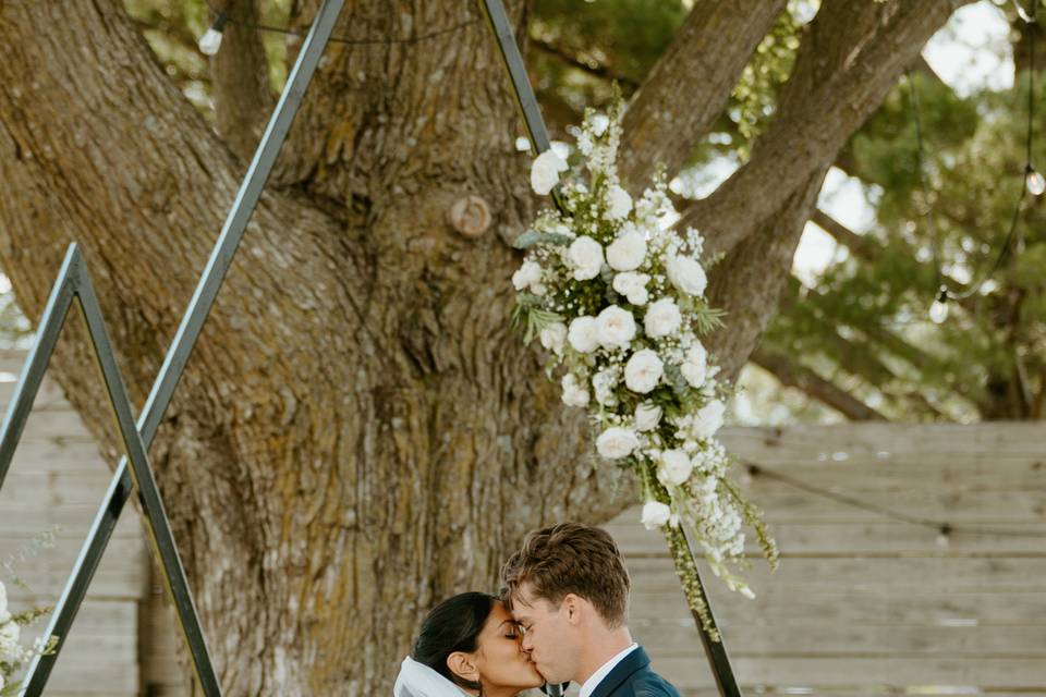 Triangle Arch