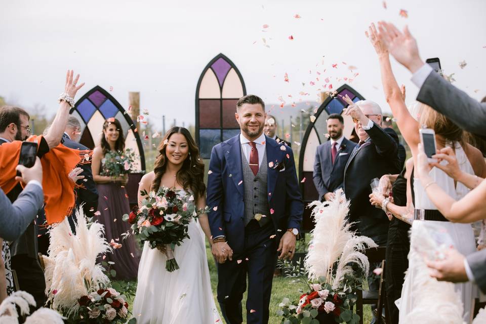 Newlyweds - photo by Fidelio Photography