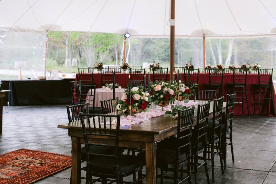 Floral decor for reception - photo by Fidelio Photography