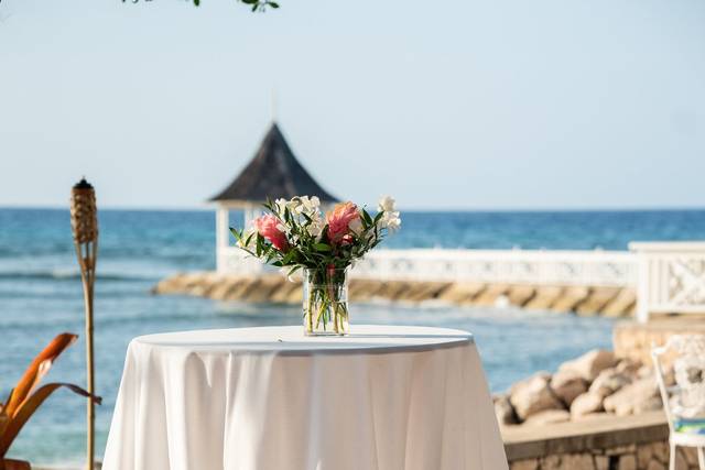 Cocktail Table