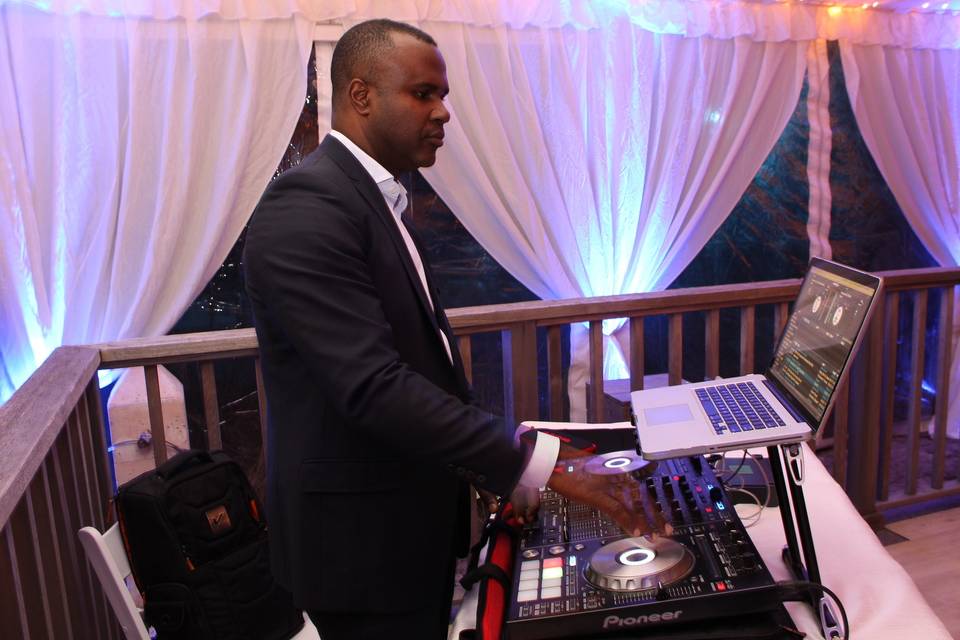 DJ Furze Atlantis Wedding