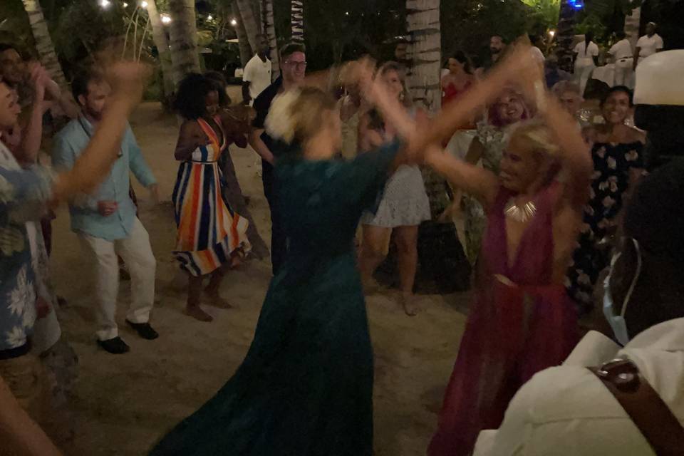 Dance party at Kamalme Wedding