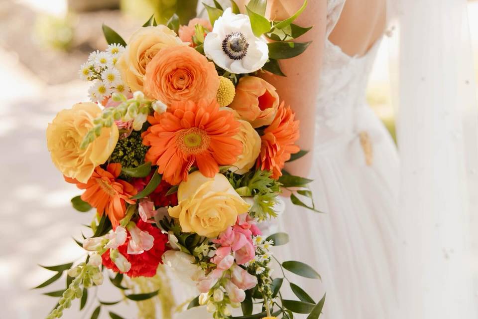 Colorful cascading bouquet