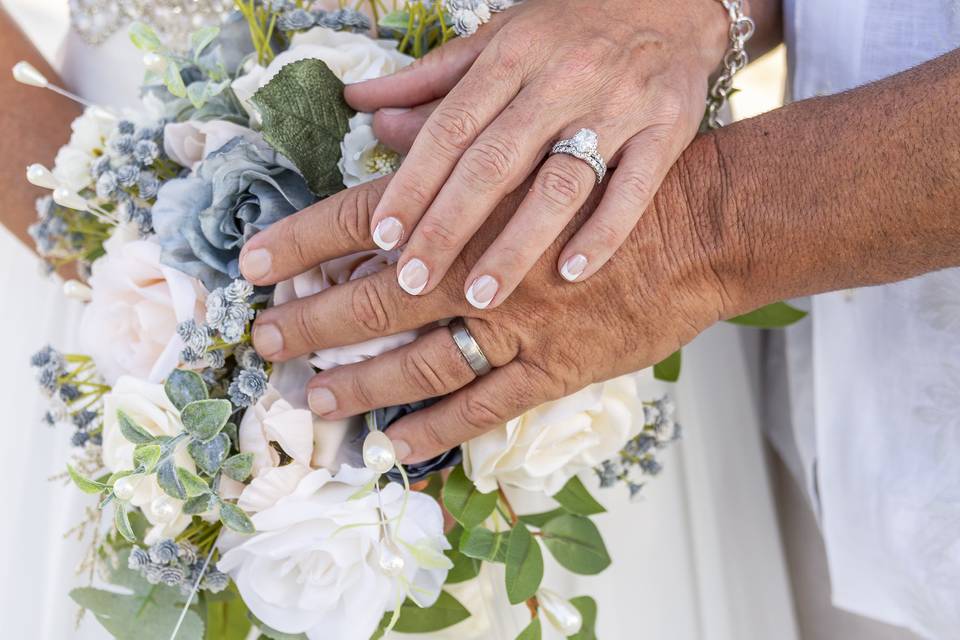 Flowers and rings