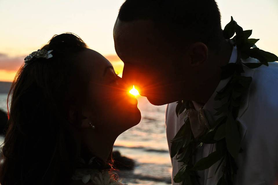 Hawaiian Island Weddings