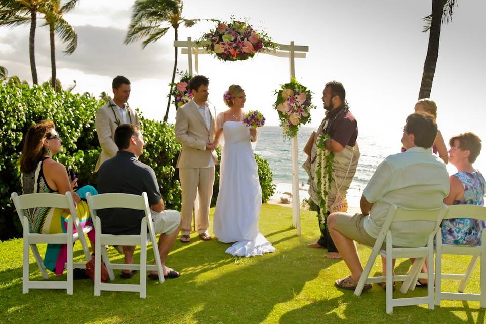 Hawaiian Island Weddings
