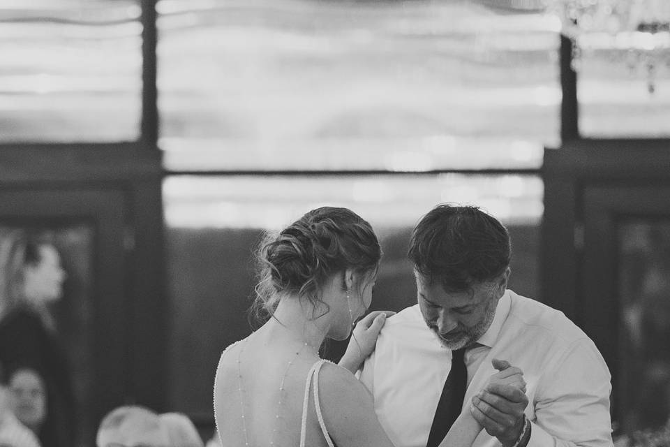 Father and daughter dance