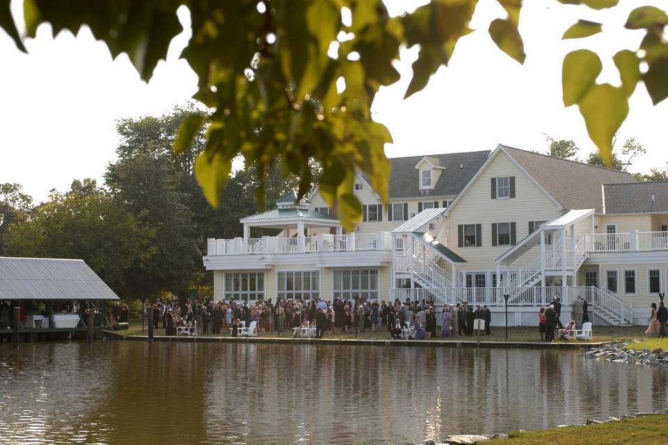 The Oaks Waterfront Inn & Events