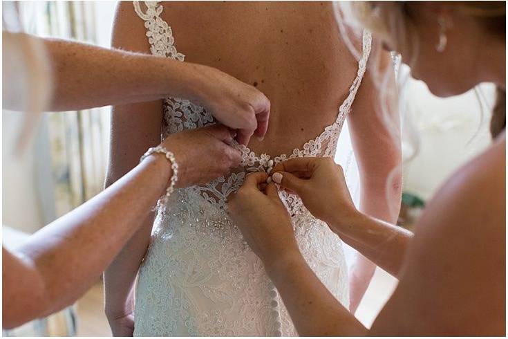 Assisting the bride