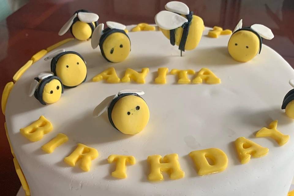 Bee Cake