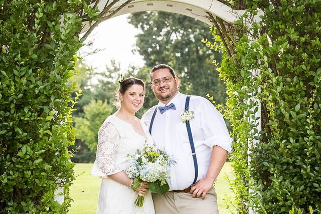 Greenery arch - Sasha Illingworth Photography