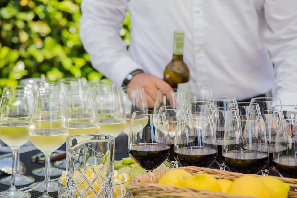 Bar Service