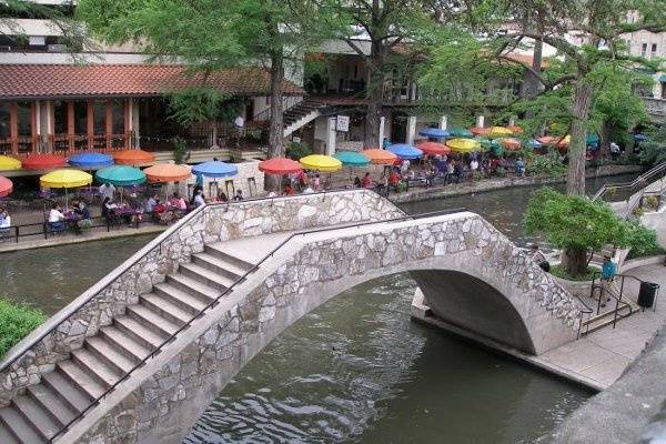 BRIDGE OVER SAN ANTONIO RIVER