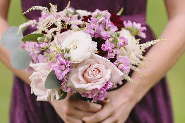 Bride holding her bouquet