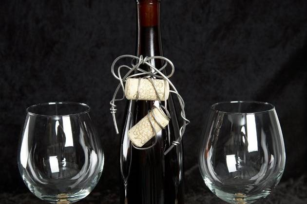 Cork Bottle Topper & Wine Glass Set