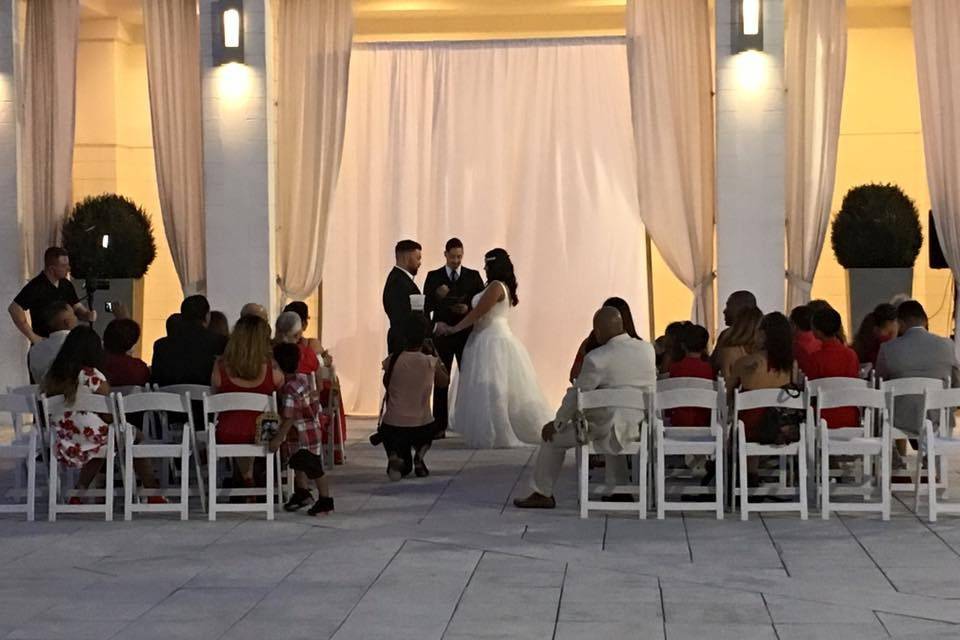 First dance & up lighting