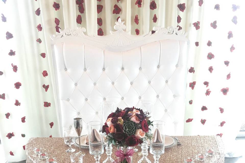 Sweetheart table