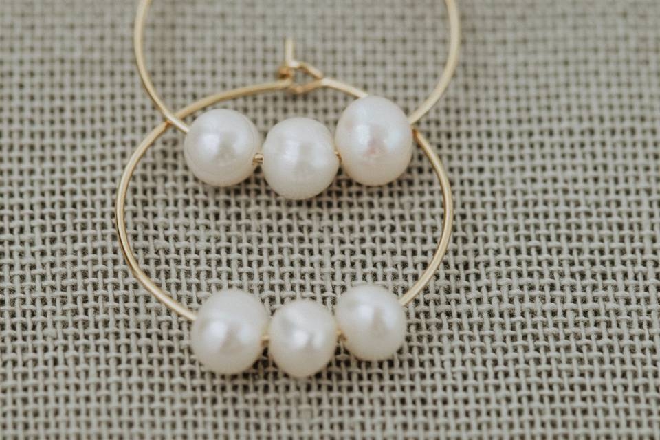 Bridal pearl earrings