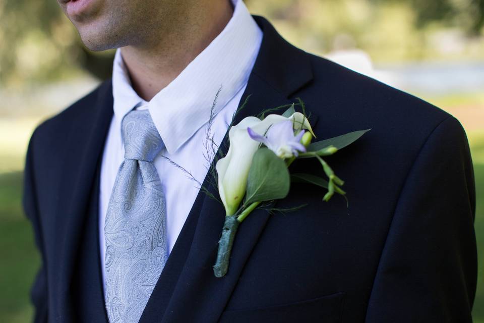 Groom's boutonniere