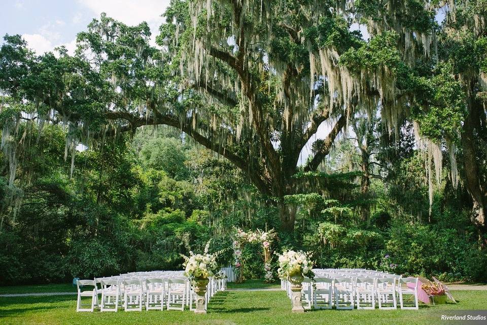 Long White Bridge Lawn