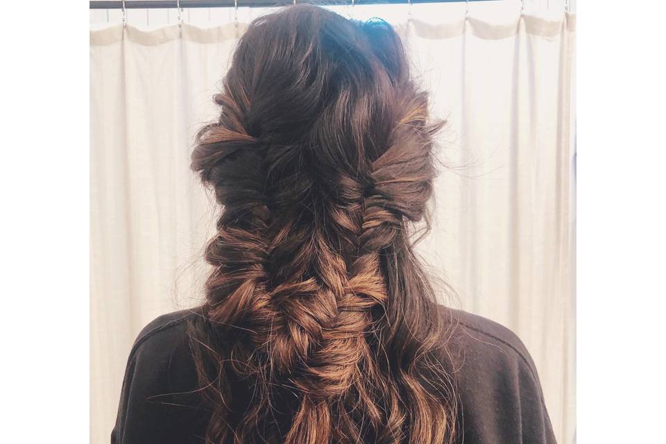 Double outside fishtail