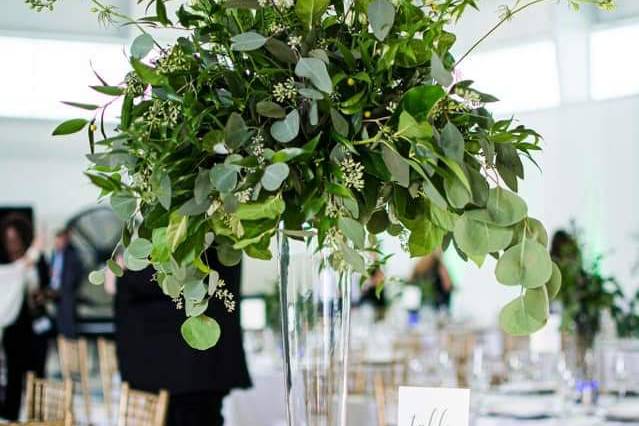 Vibrant centerpiece