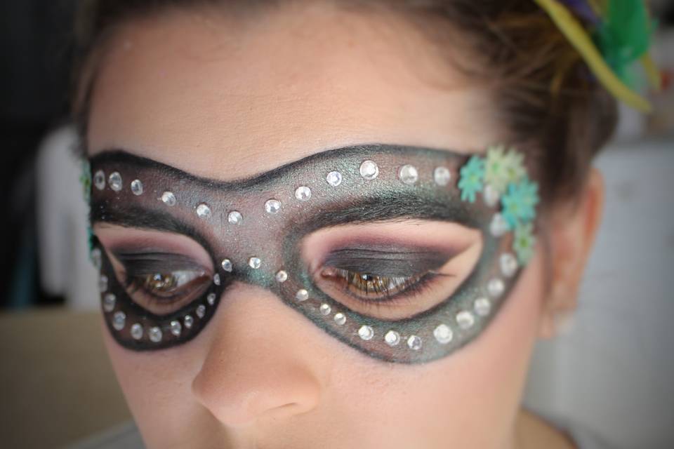 FACE PAINTING LA - Entertainment Services - Glam Glitter Lashes