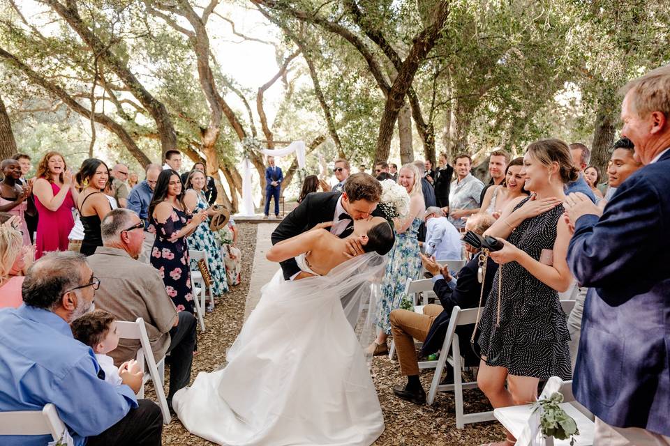 Hidden Oaks: Private Weddings & Events
