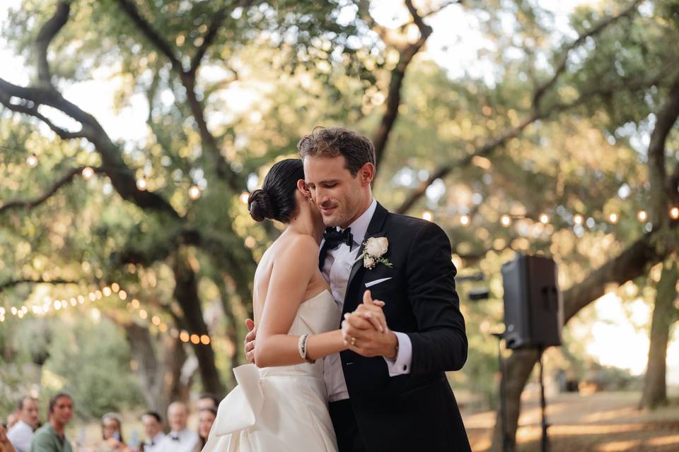 Hidden Oaks: Private Weddings & Events
