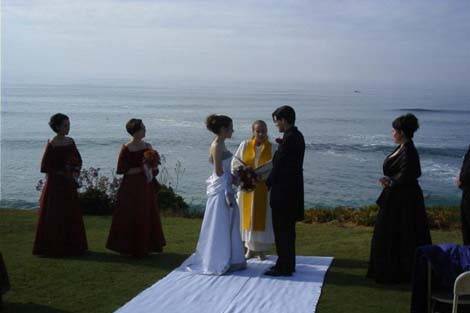 Wonder Full Weddings