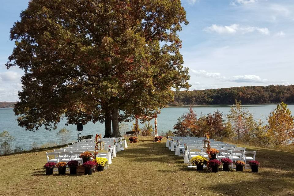 Lake Point Lawn Ceremony