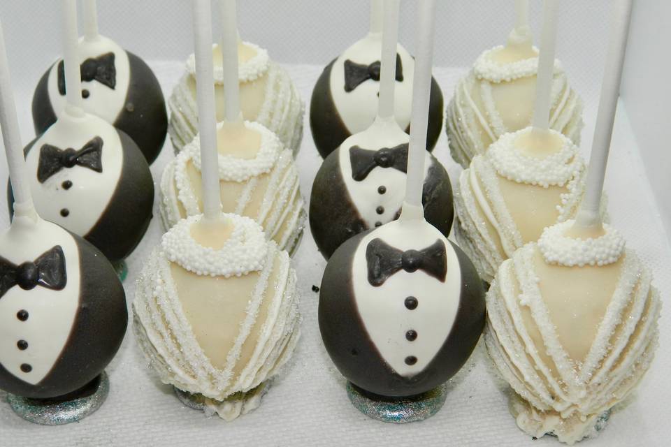 Bride & Groom Cake Pops