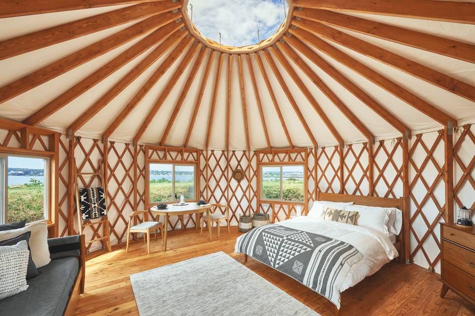Honeymoon yurt