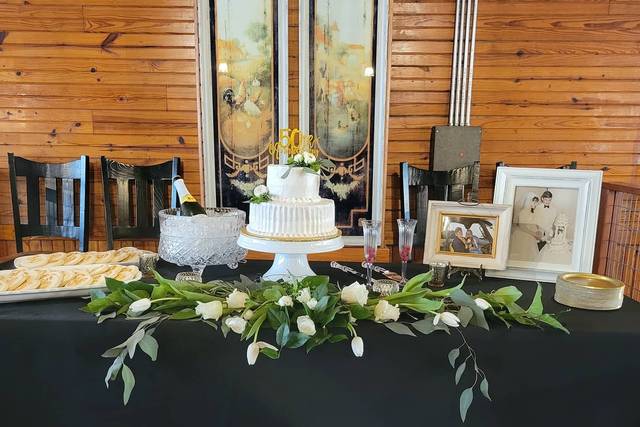 Elegant decor