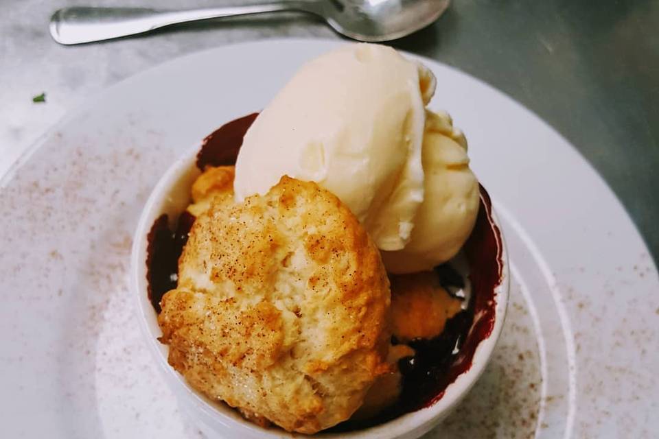 Farm Fresh Blackberry Cobbler