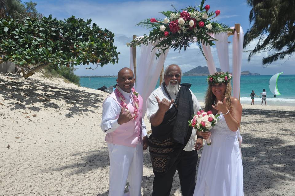 Hawaiian Wedding on the beach