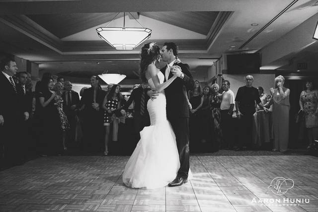 Jinny's Bridal Center