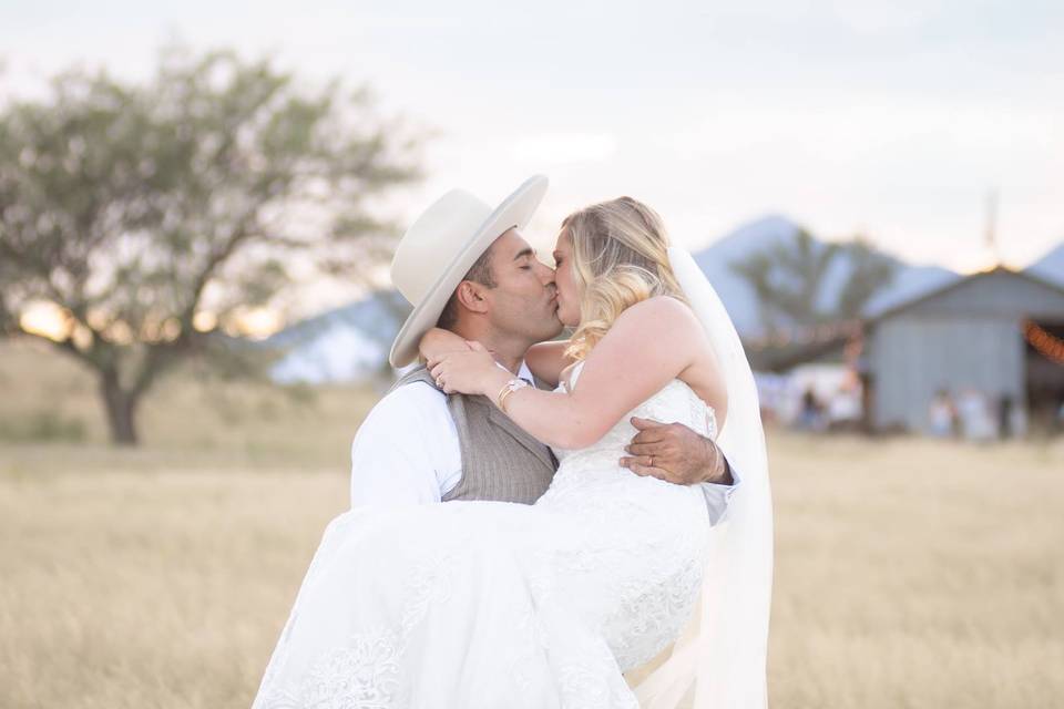 Tucson Wedding Photographer