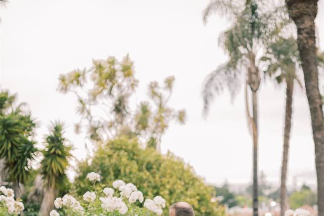 Couple in the Gardens