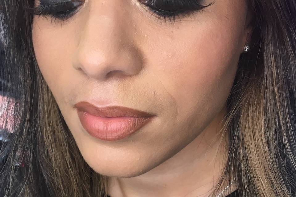 Classic neutral look