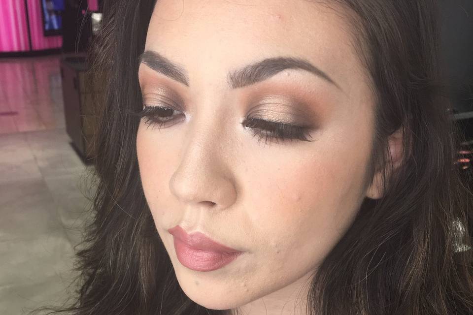 Soft halo eye