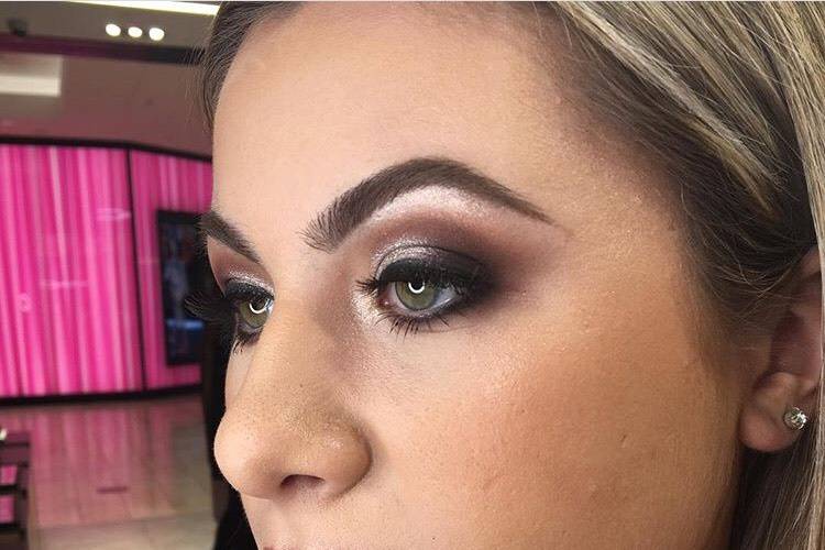Sara Macri Beauty Makeup Artist